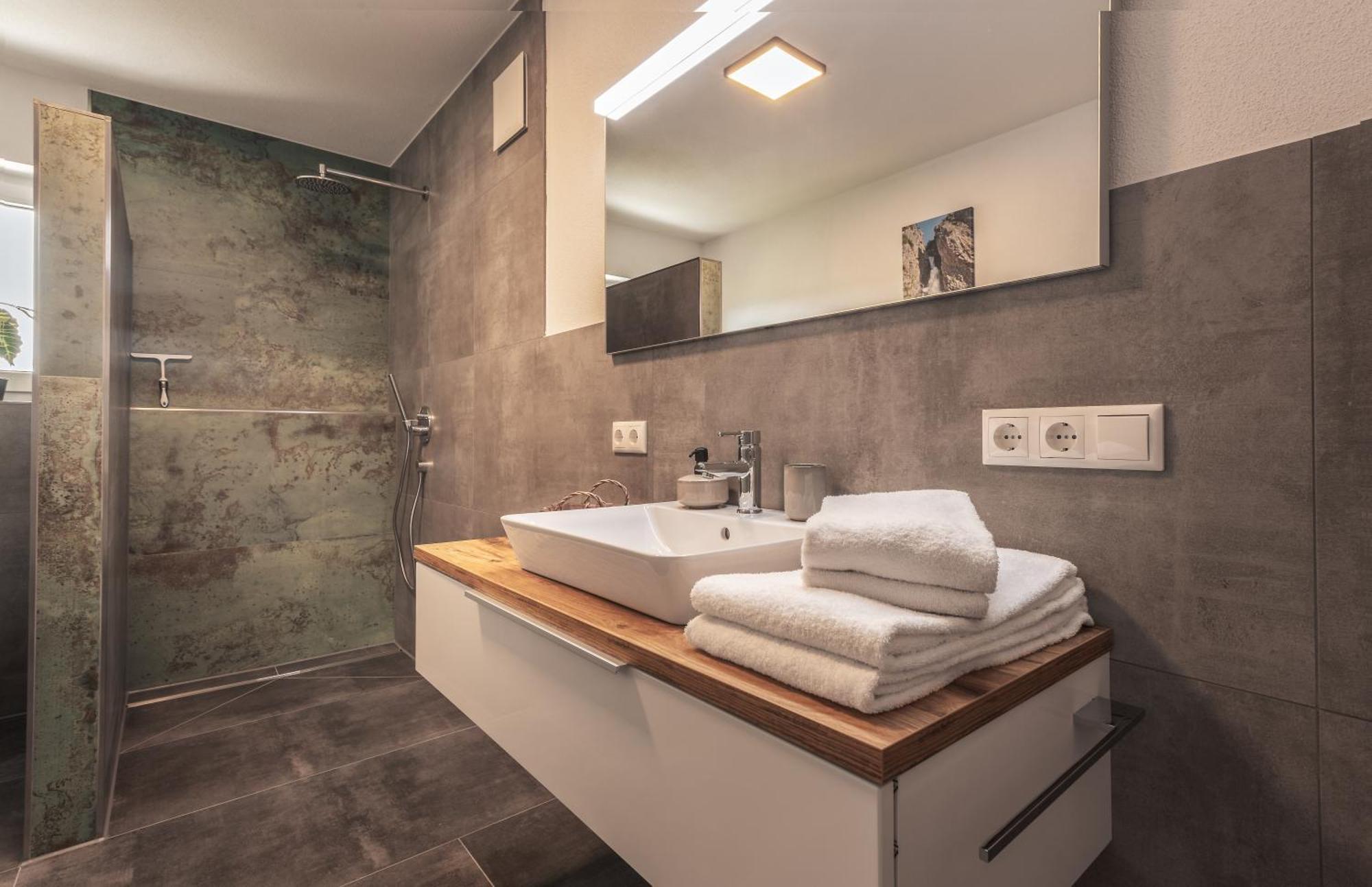 Koenigsblick Poppler Apartment